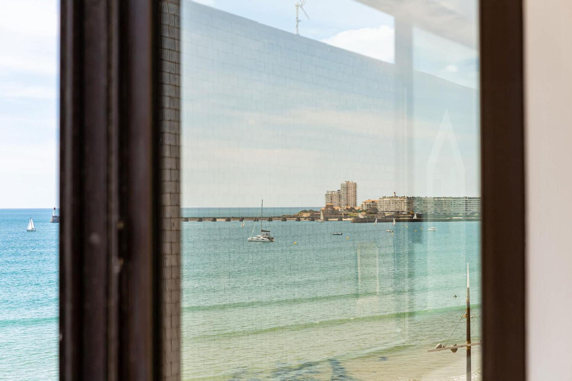 Appartement Au Pied De La Plage, Vue Imprenable Sur La Mer Les Sables-dʼOlonne Eksteriør bilde
